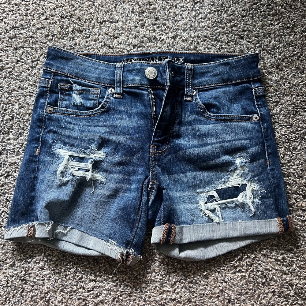 American Eagle Medium Wash Jean Shorts Ripped